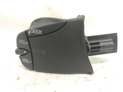 Steering wheel controls FORD FOCUS I (DAW, DBW) 2.0 16V 98AB14K147AB