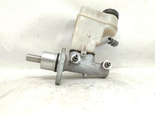 Used Brake master cylinder SAAB 9-3 Estate (E50) 1.9 TiD (150 hp) 28293553