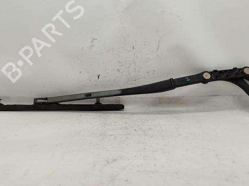 Used Front windshield wiper arm BMW 5 (E39) 525 tds (143 hp) 20105674