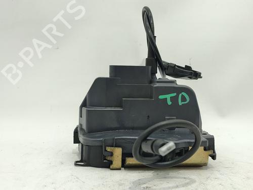 Zamek drzwi tylnych prawych RENAULT MEGANE II (BM0/1_, CM0/1_) 1.5 dCi (BM02, BM13, BM2A, CM02, CM13) 8200028429