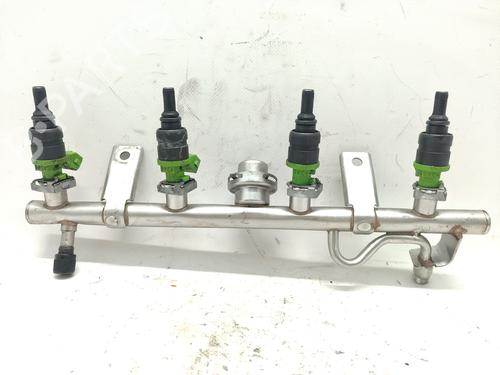 Used Injection rail MERCEDES-BENZ C-CLASS Coupe (CL203) C 180 Kompressor (203.746) (143 hp) 30822961