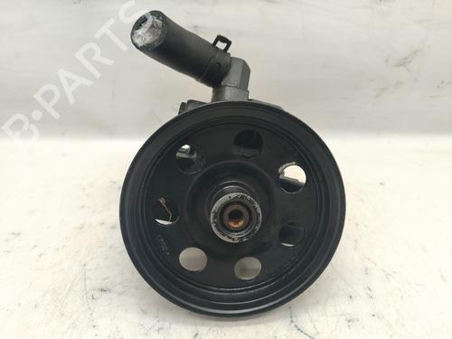 Used Steering pump FORD FOCUS I Saloon (DFW) [1999-2009]  26582832