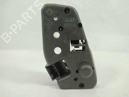 Used Lamp holder BMW 3 (E46) 320 d (136 hp) 16030343