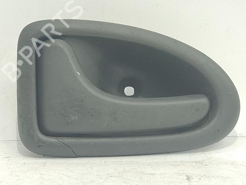 Used Front left interior door handle RENAULT SCÉNIC I MPV (JA0/1_, FA0_) 1.9 dTi (JA1U) (80 hp) 31862199