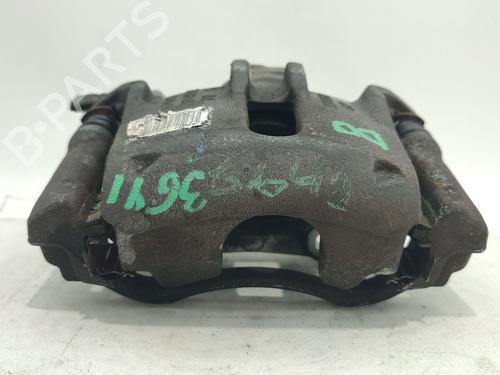 Used Right front brake caliper Right front brake caliper PEUGEOT 207 (WA_, WC_) 1.4 (75 hp) 32705238 32705238