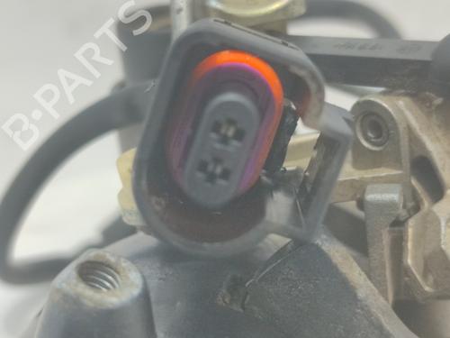 Front left exterior door handle VW GOLF IV (1J1)  | BP19098510C128 