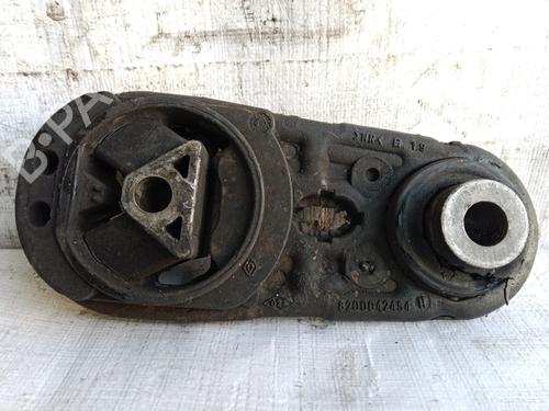Used Engine mount RENAULT MEGANE II Saloon (LM0/1_) 1.9 dCi (LM0G, LM1G, LM2C) (120 hp) 23131069