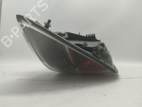 Right taillight OPEL ASTRA H Saloon (A04) 1.7 CDTi (L69) | BP31926835C35