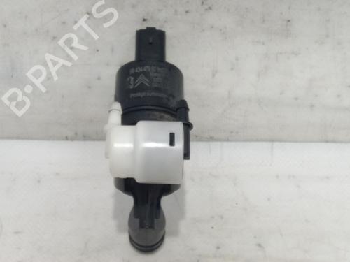 Used Washer pump PEUGEOT 5008 II (MC_, MJ_, MR_, M4_) 1.6 BlueHDi 115 (MCBHXH, MCBHXW) (116 hp) 26884482