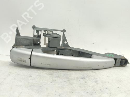 Used Front right exterior door handle Front right exterior door handle 32709834 32709834