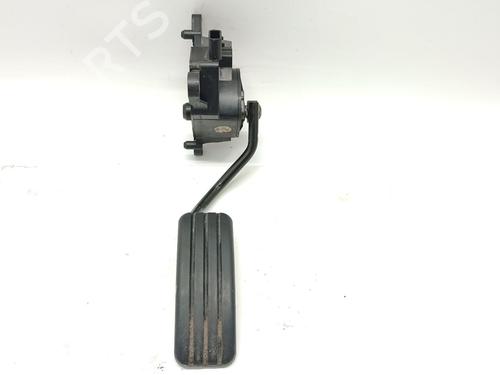 Pedale Pedale RENAULT MEGANE II Saloon (LM0/1_) 1.5 dCi (LM0F, LM0T, LM2B) (82 hp) 39695766 39695766