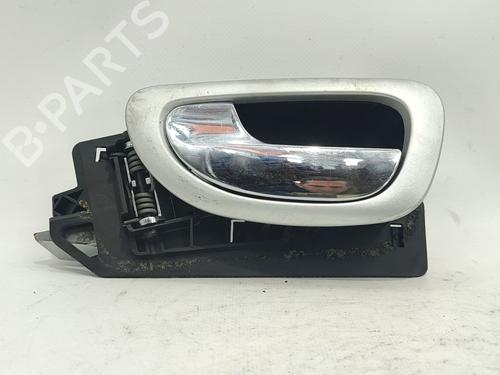 Front left interior door handle PEUGEOT 307 SW (3H) 2.0 HDi 135 9143F4