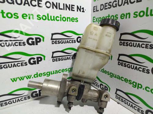 Used Brake master cylinder PEUGEOT 407 (6D_) 2.0 HDi (6DRHRH) (140 hp) 7147949