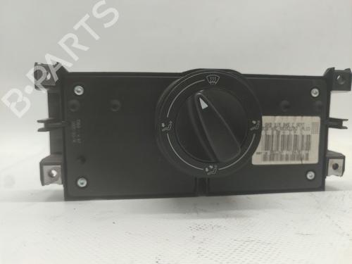 climate-control-seat-ibiza-ii-6k1-1993-1994-1995-1996-1997-1998-1999-2000-2001-2002-31929184 main image