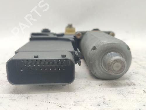 Left front window motor VW PASSAT B5 (3B2) 1.9 TDI | BP36567178E21 - Image 4