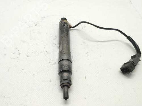 injector-audi-a4-b5-8d2-1994-1995-1996-1997-1998-1999-2000-2001-39809140 main image