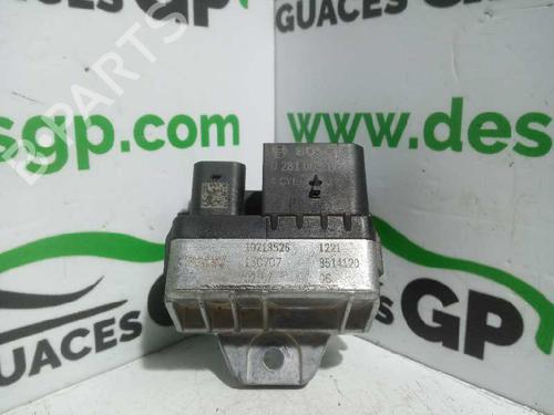 Used Electronic module TOYOTA AURIS (_E18_) 1.6 D4-D (WWE185_) (112 hp) 10266867