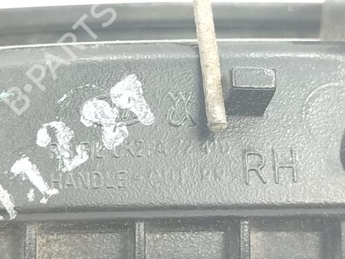 Klamka zewnętrzna drzwi tylnych prawych KIA CARENS I MPV (FC, FJ) 2.0 CRDi | BP31061012C130