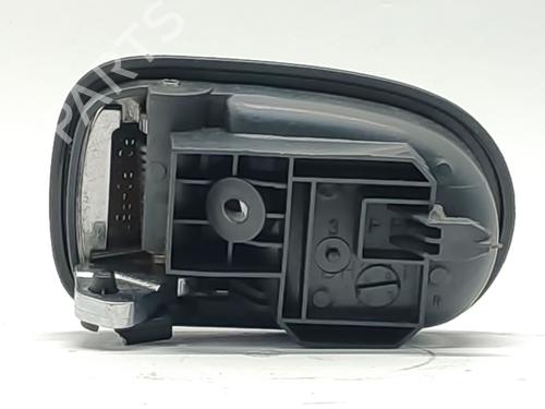 Høyre bak invendig håndtak MAZDA 323 F VI Hatchback (BJ) 1.6 (BJ10M) | BP31031578I16