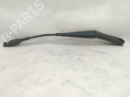 Used Front windshield wiper arm SAAB 9-3 Estate (E50) 1.9 TiD (150 hp) 28293501