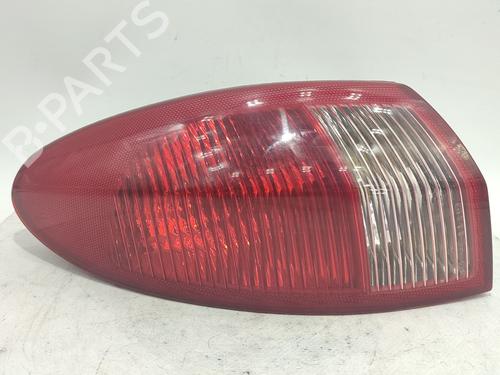 Used Left taillight ALFA ROMEO 147 (937_) 1.9 JTD (937.AXF1A, 937.BXF1A) (101 hp) 32705158