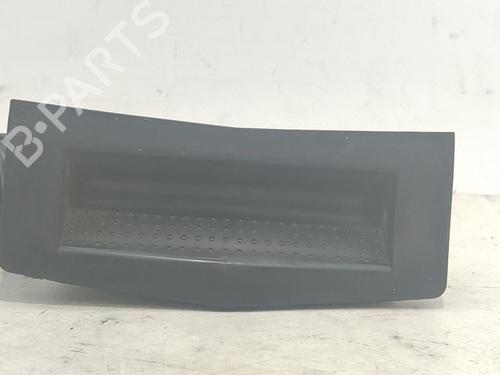 tailgate-handle-opel-astra-h-a04-2004-2005-2006-2007-2008-2009-2010-2011-2012-2013-2014-40603851 main image