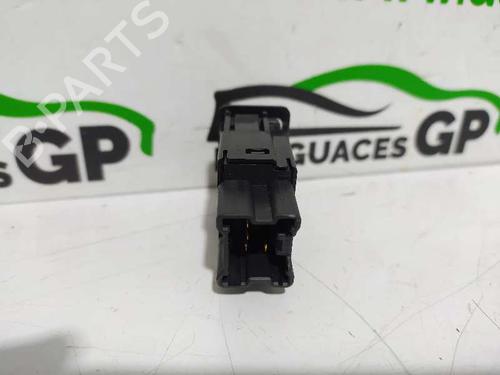 Switch NISSAN PRIMERA (P12) 1.8 | BP7126541I30 