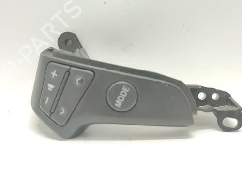 Used Steering wheel controls Steering wheel controls 39514785 39514785