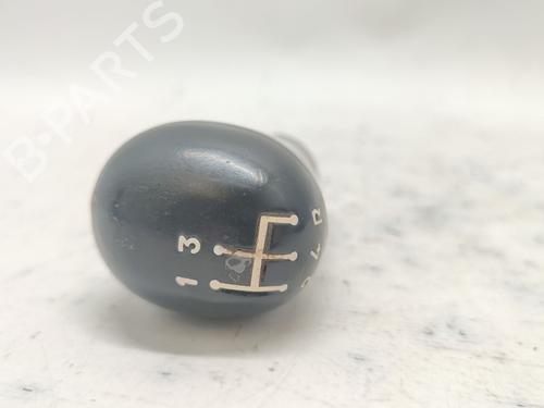 Used Shift knob Shift knob RENAULT 4 (112_) 1.1 (1128, S128) (34 hp) 36452699 36452699