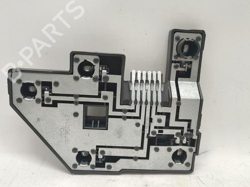 Used Lamp holder Lamp holder OPEL VECTRA B Hatchback (J96) 2.0 DTI 16V (F68) (101 hp) 36567200 36567200