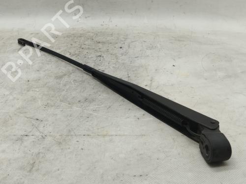 Used Front windshield wiper arm NISSAN TERRANO II (R20) 2.7 TDi 4WD (125 hp) 17319334