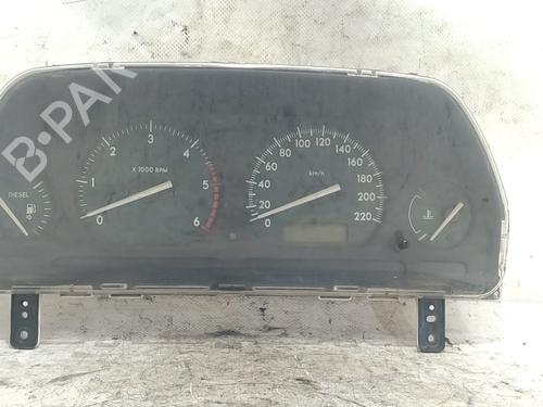 Used Instrument cluster LAND ROVER FREELANDER I (L314) 2.0 Td4 4x4 (112 hp) 27575620