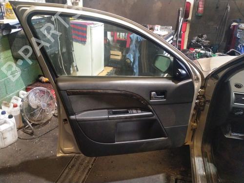 Injection rail FORD MONDEO III Saloon (B4Y) 2.2 TDCi | BP27575532M98 
