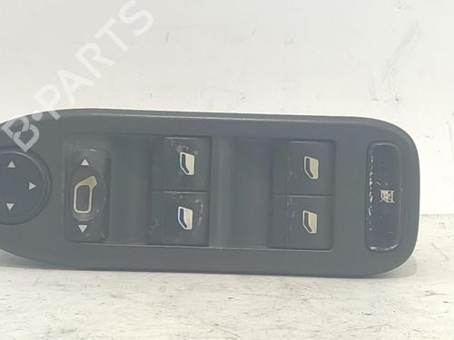 Used Left front window switch Left front window switch CITROËN C5 II (RC_) 1.6 HDi (RC8HZB) (109 hp) 40506458 40506458