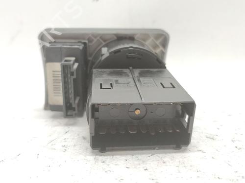 Headlight switch AUDI A6 C5 (4B2, 4B4) 2.5 TDI | BP36994491I24 - Image 2