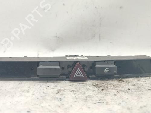 Bouton de warning Bouton de warning 38784546 38784546