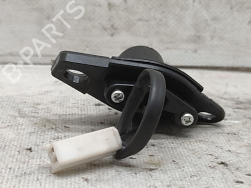 Trunk håndtak MAZDA 5 (CR) 2.0 CD (CR19) | BP24529088C132 