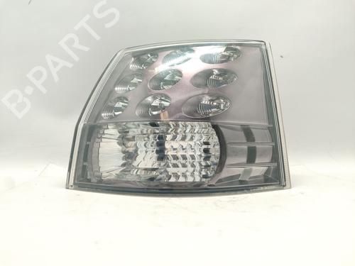 Feu arrière droit MITSUBISHI OUTLANDER II (CW_W) 2.0 DI-D (CW8W) (140 hp) 31980129