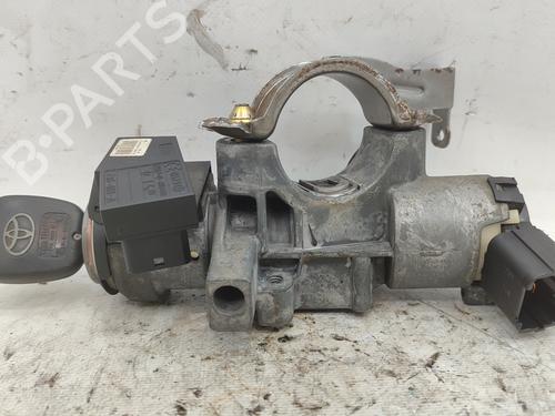 Used Ignition barrel TOYOTA AVENSIS (_T25_) [2003-2008]  18882400