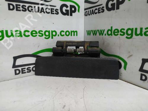 Used Rear left exterior door handle PEUGEOT 306 Hatchback (7A, 7C, N3, N5) [1993-2003]  7128059
