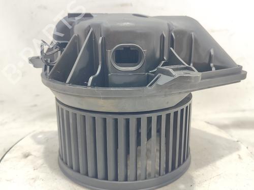 Used Heater blower motor PEUGEOT 406 (8B) [1995-2005]  19324567