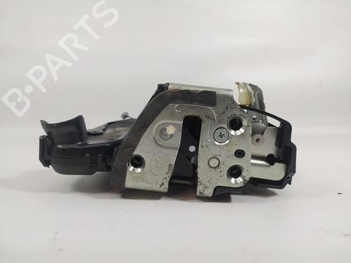 Front right lock TOYOTA AVENSIS Saloon (_T25_) 2.2 D-CAT (ADT251_, ADT251R) BP9140530C97