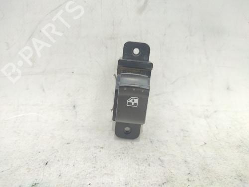 Venstre bagtil elrude kontakt Venstre bagtil elrude kontakt SSANGYONG ACTYON I 2.0 Xdi (141 hp) 34383235 34383235