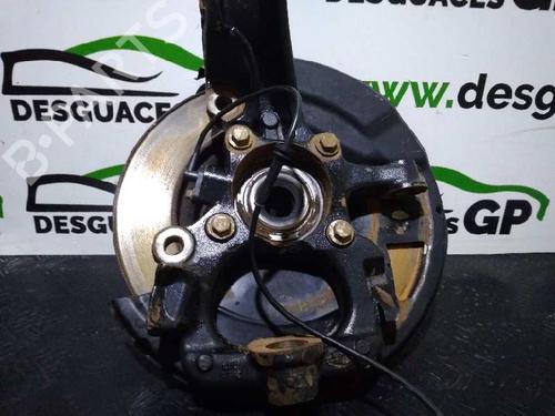 Left front steering knuckle LAND ROVER DISCOVERY III (L319) 2.7 TD 4x4 | BP7141525M25 