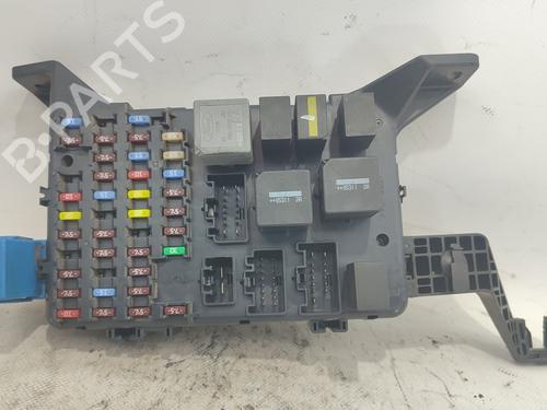 Used Fuse box FORD MONDEO III (B5Y) [2000-2007]  18014957