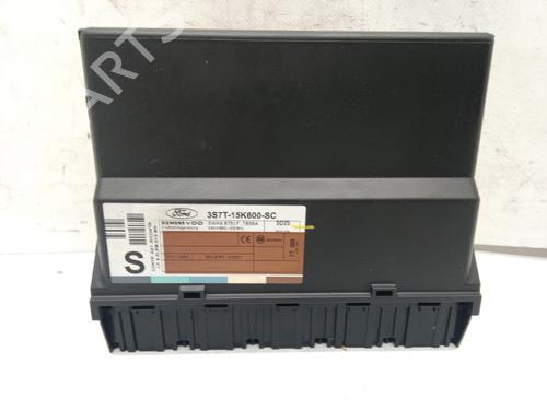 Used Electronic module FORD MONDEO III Saloon (B4Y) 2.0 16V TDDi / TDCi (115 hp) 25122863