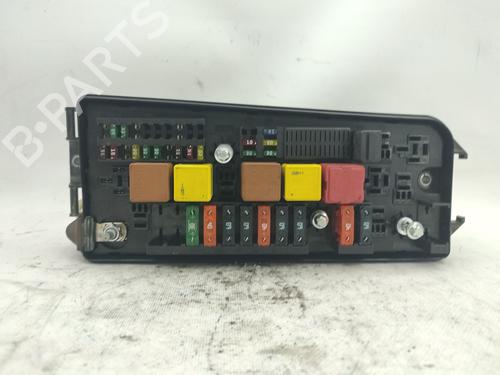 Used Fuse box OPEL VECTRA C (Z02) 2.2 DTI 16V (F69) (125 hp) 31055056