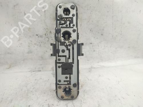 Used Lamp holder NISSAN ALMERA II (N16) 2.2 Di (110 hp) 25271675