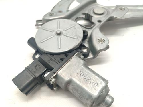 Front left window mechanism MITSUBISHI OUTLANDER II (CW_W) 2.0 DI-D (CW8W) | BP31996890C22