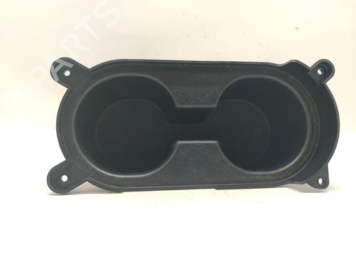 Cenicero MITSUBISHI OUTLANDER II (CW_W) 2.0 DI-D (CW8W) (140 hp) 31980155